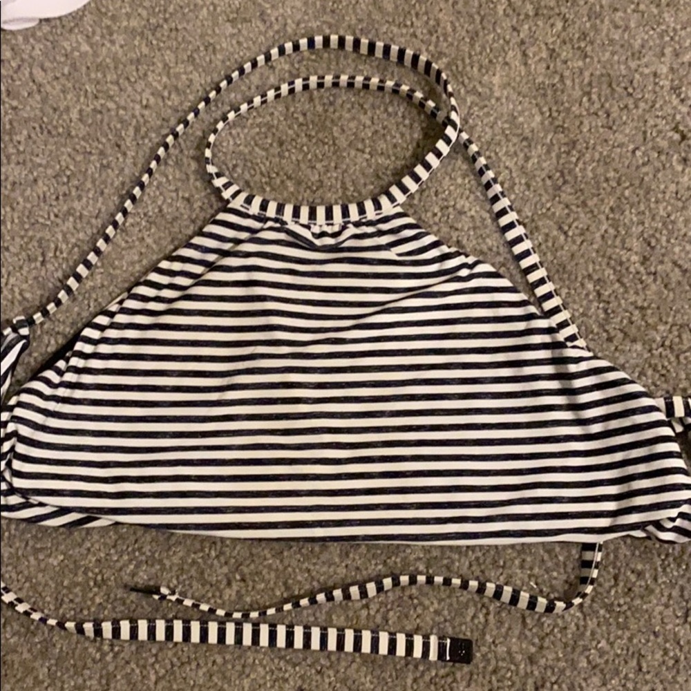 Reversible Top